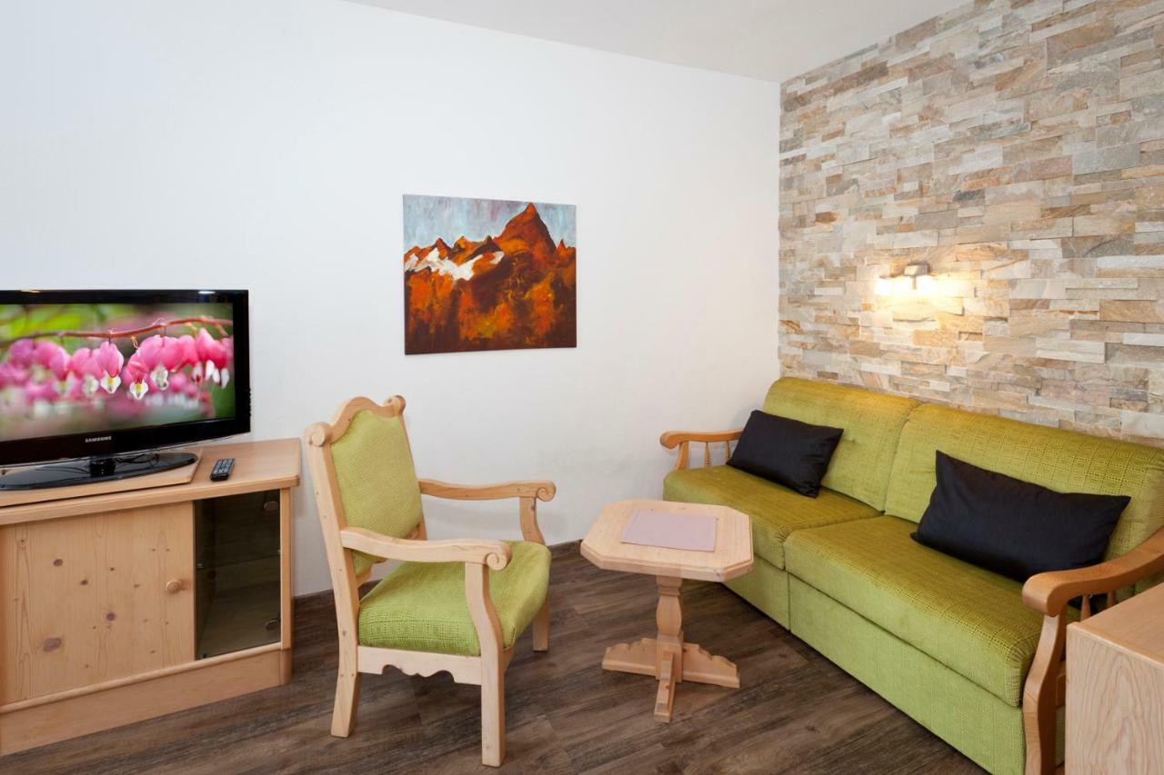 Ferienhaus Auer Nauders Kültér fotó